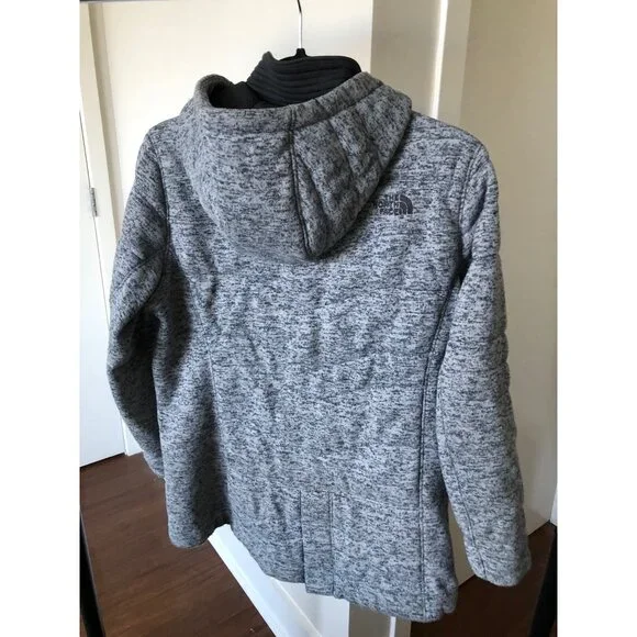 The North Face Girls Gray Down Coat w/ Hood - Size XL